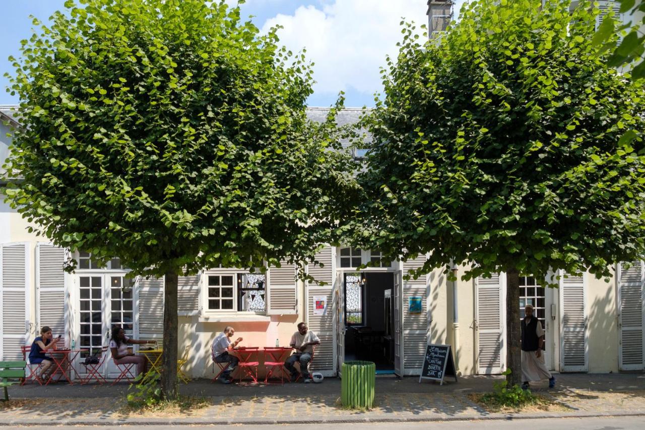 Auberge La Maison Montreau Montreuil  Exterior foto